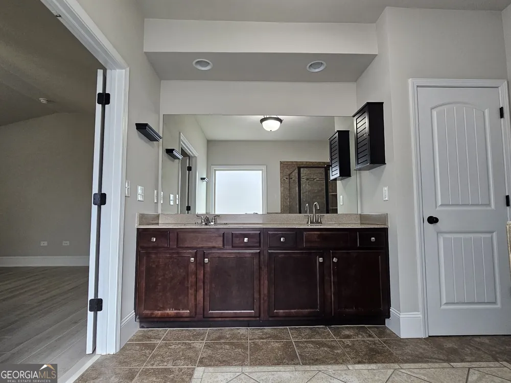 1374 Slate Bend DR Dacula, GA 30019