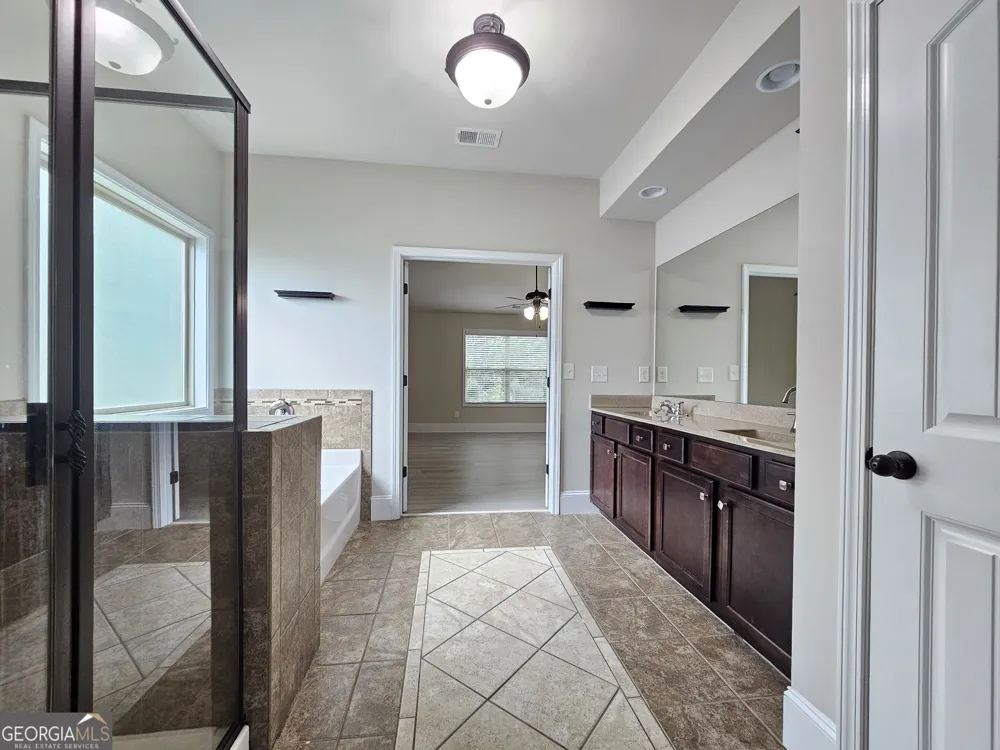 1374 Slate Bend DR Dacula, GA 30019