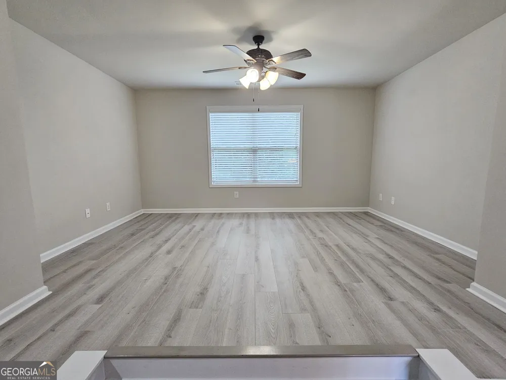1374 Slate Bend DR Dacula, GA 30019