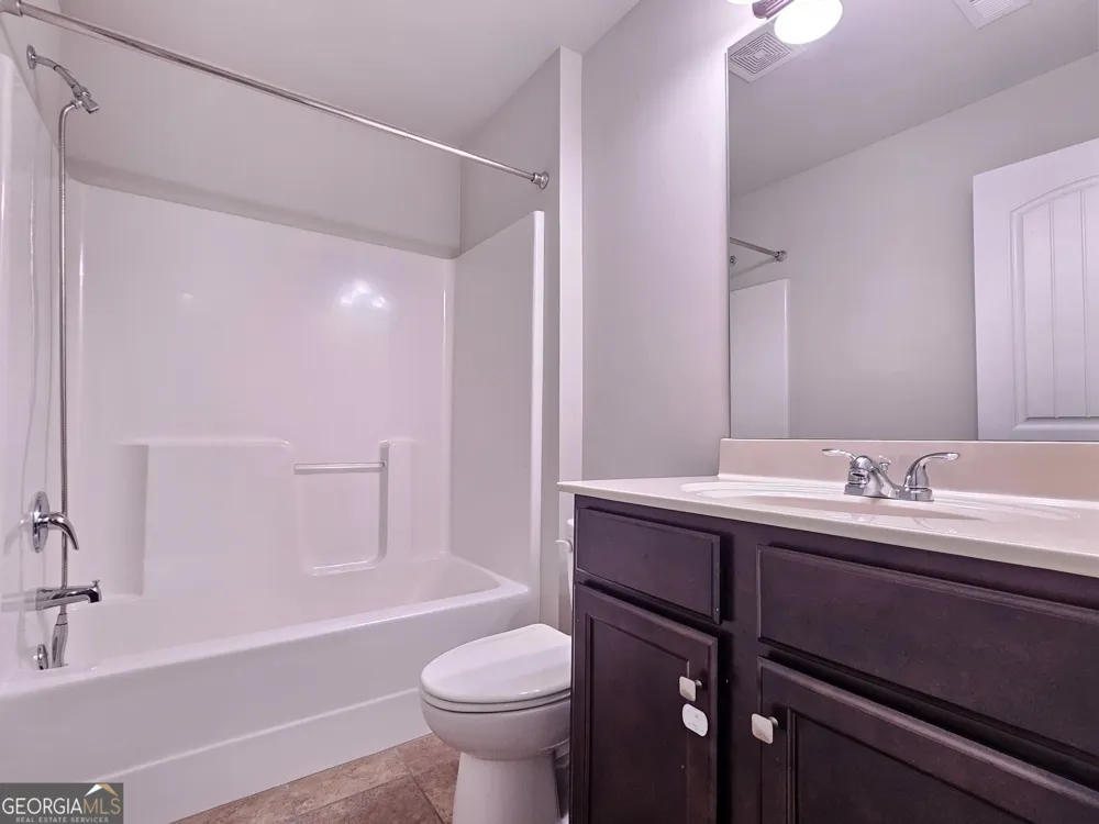 1374 Slate Bend DR Dacula, GA 30019