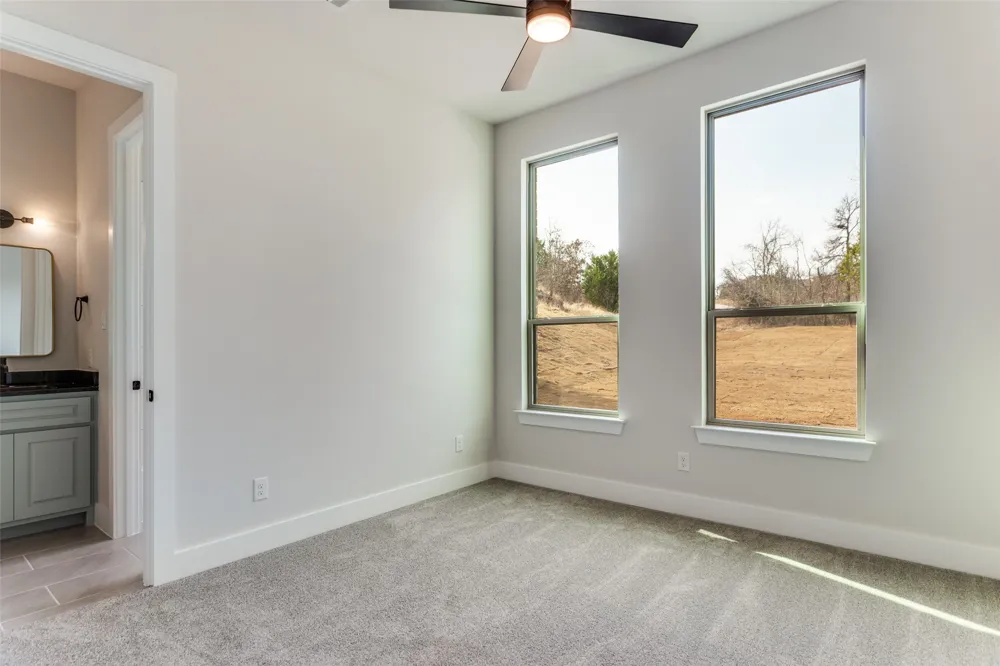 521 Aermotor Loop Weatherford, TX 76085