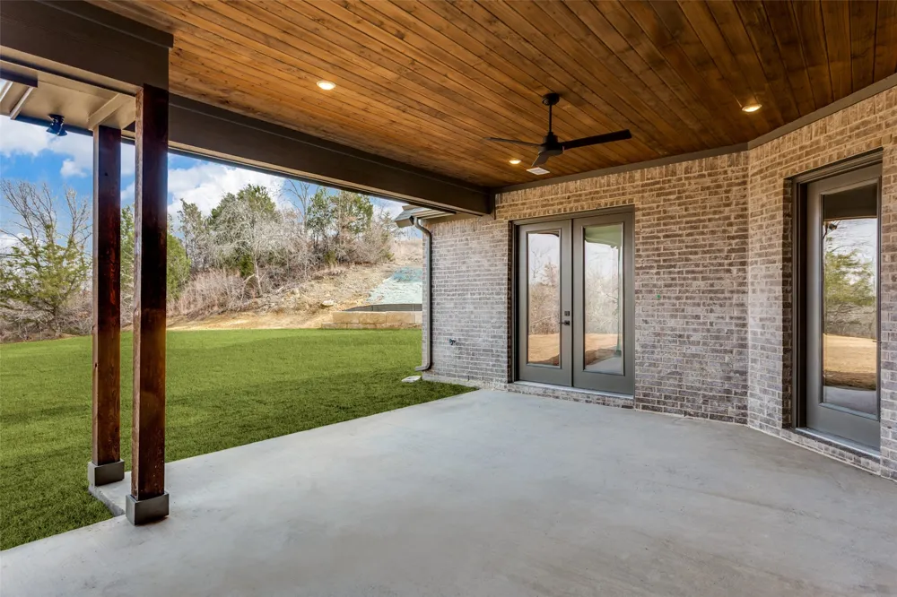 521 Aermotor Loop Weatherford, TX 76085