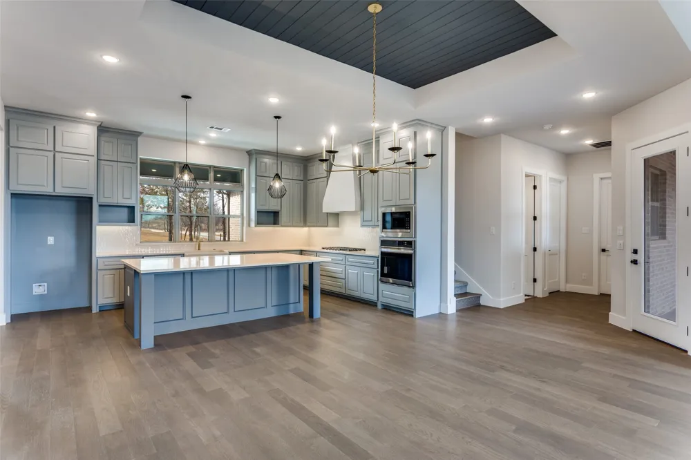 521 Aermotor Loop Weatherford, TX 76085