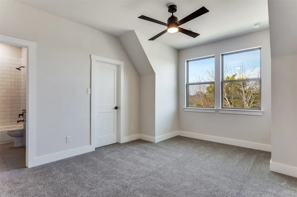 521 Aermotor Loop Weatherford, TX 76085
