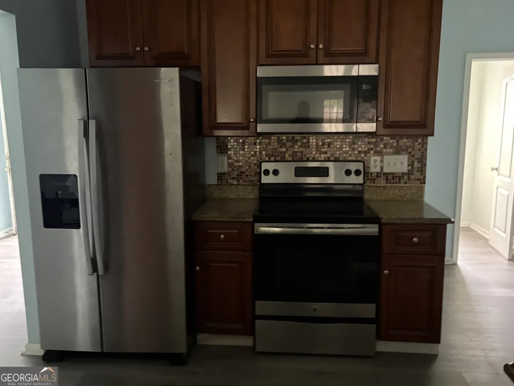 5074 Windsor Forrest LN College Park, GA 30349