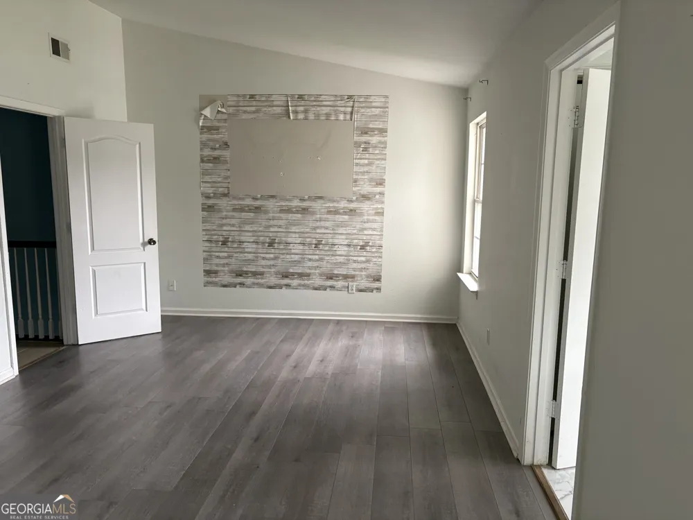5074 Windsor Forrest LN College Park, GA 30349