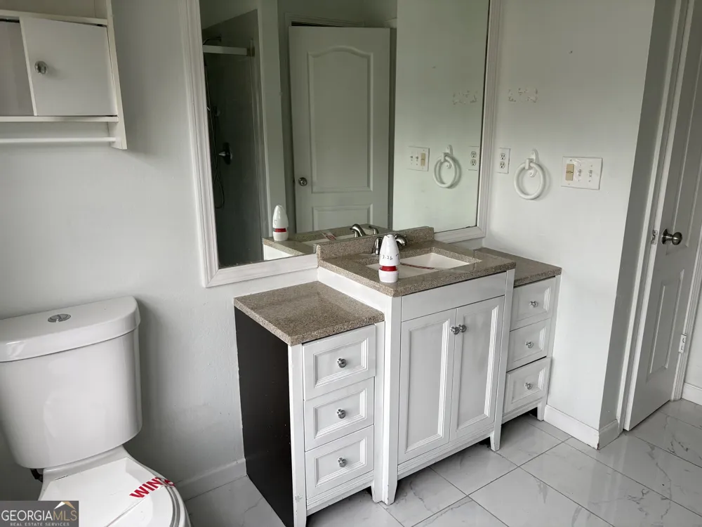 5074 Windsor Forrest LN College Park, GA 30349