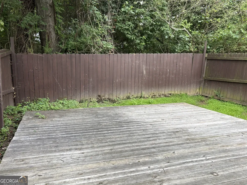 5074 Windsor Forrest LN College Park, GA 30349