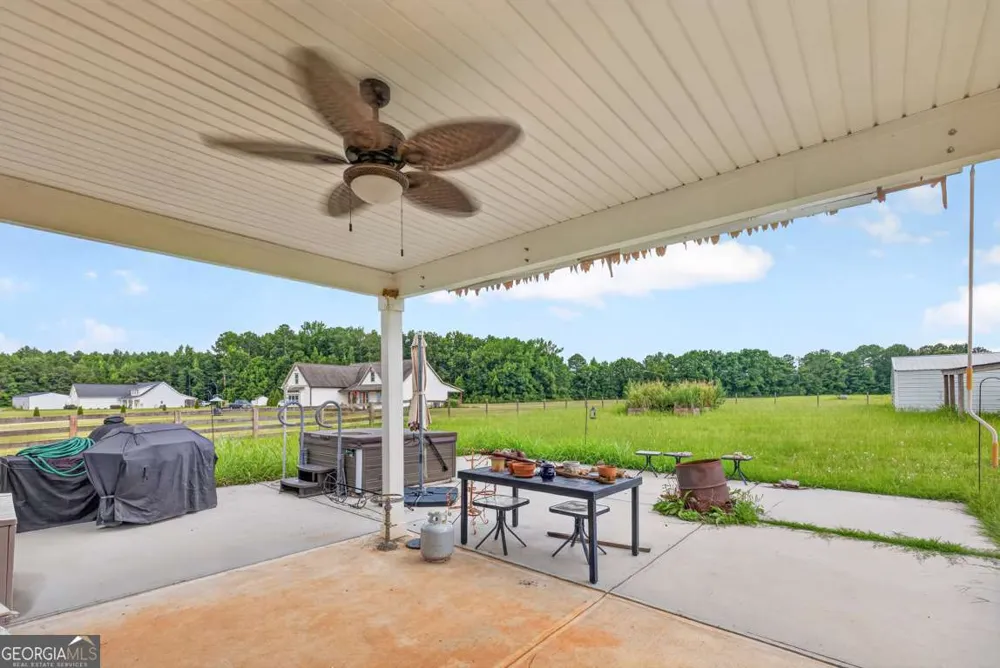 3670 Davis Academy RD Rutledge, GA 30663
