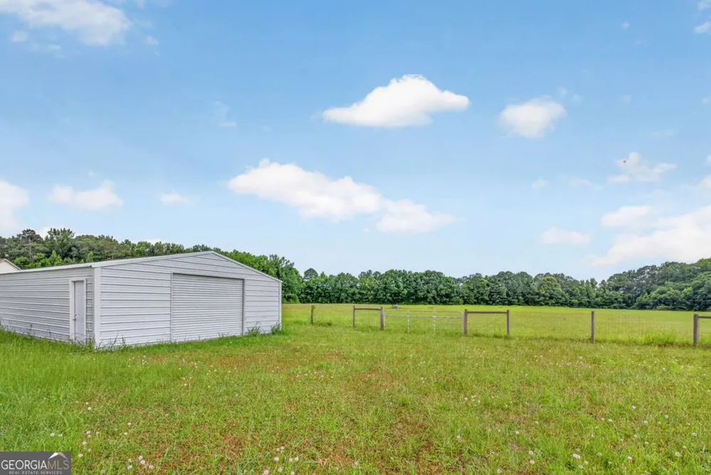 3670 Davis Academy RD Rutledge, GA 30663