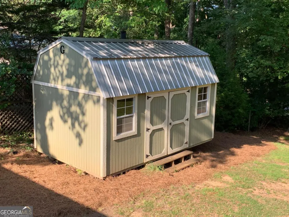6103 Lake Lanier Heights RD Buford, GA 30518