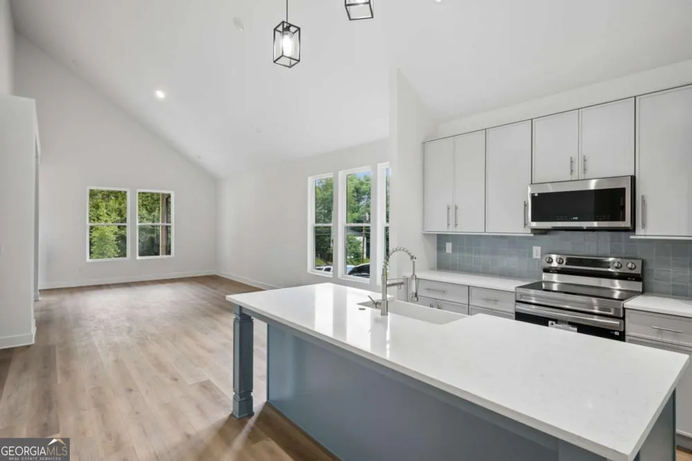 2050 Morehouse DR NW Atlanta, GA 30314