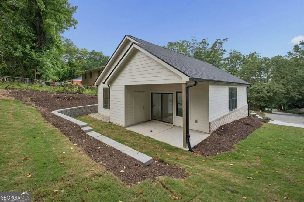 2050 Morehouse DR NW Atlanta, GA 30314
