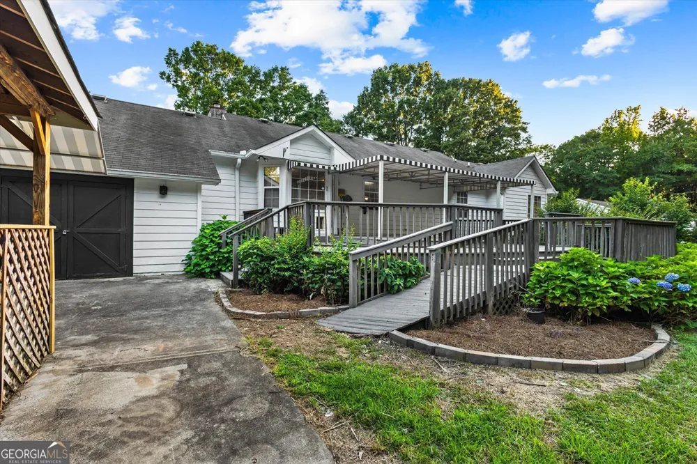 842 Twin Oaks DR Monroe, GA 30655
