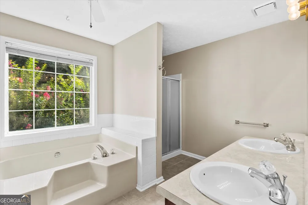 842 Twin Oaks DR Monroe, GA 30655