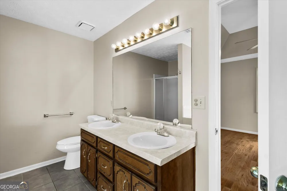 842 Twin Oaks DR Monroe, GA 30655