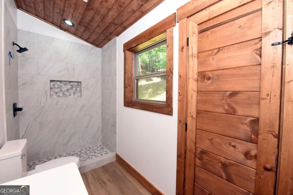 41 Majestic Way Morganton, GA 30560