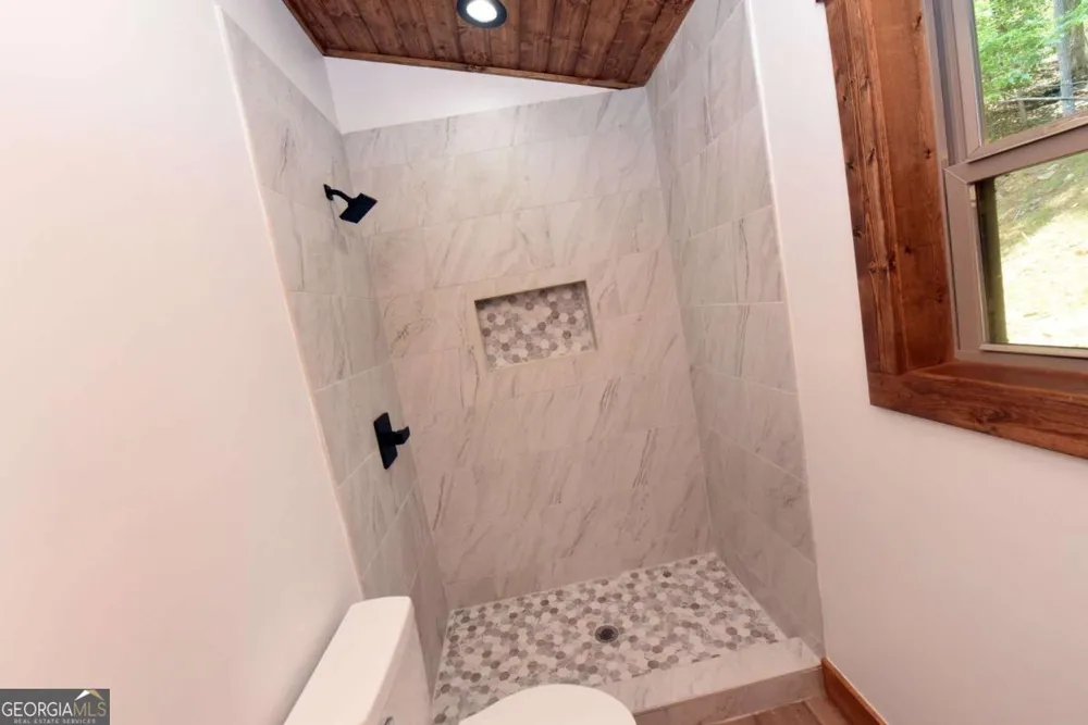 41 Majestic Way Morganton, GA 30560