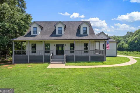 496 Davis RD