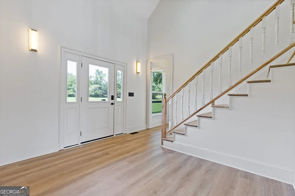 496 Davis RD Jefferson, GA 30549