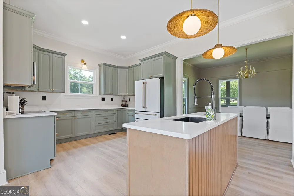 496 Davis RD Jefferson, GA 30549