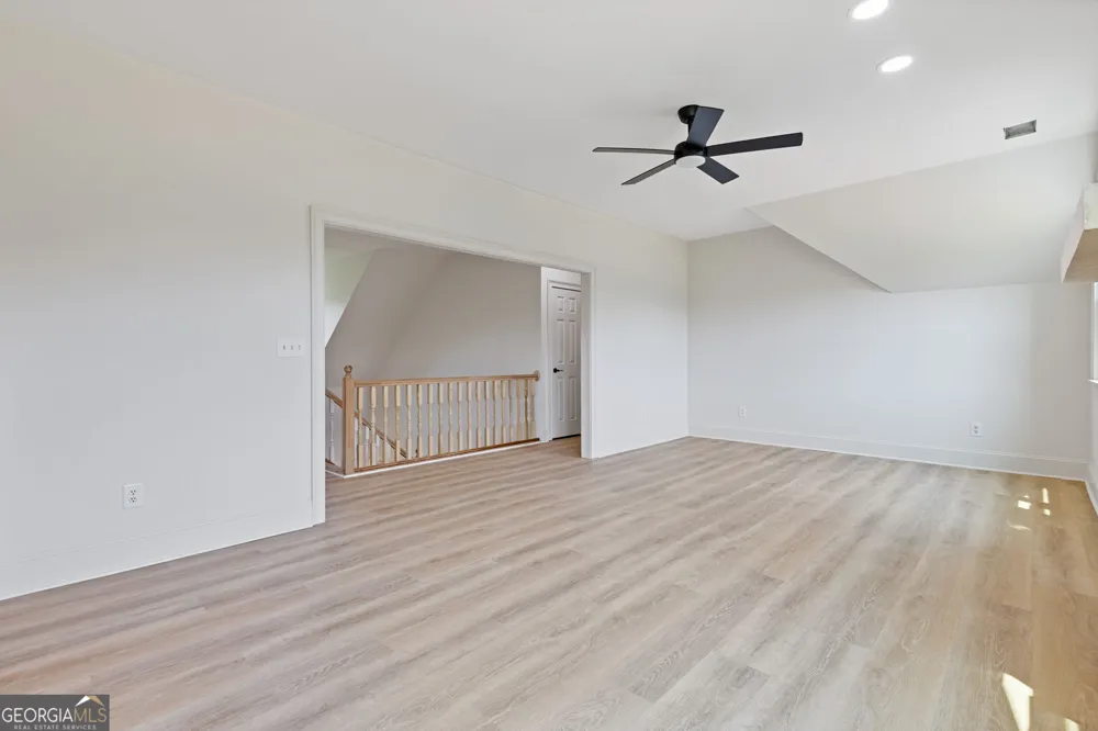 496 Davis RD Jefferson, GA 30549