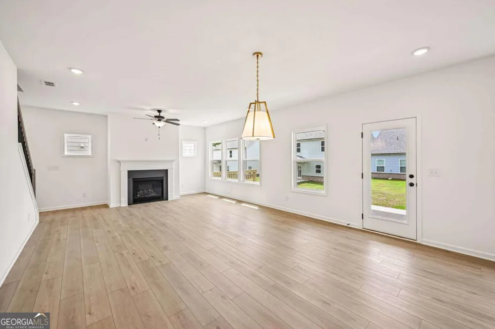 105 Candler TRCE Cartersville, GA 30120
