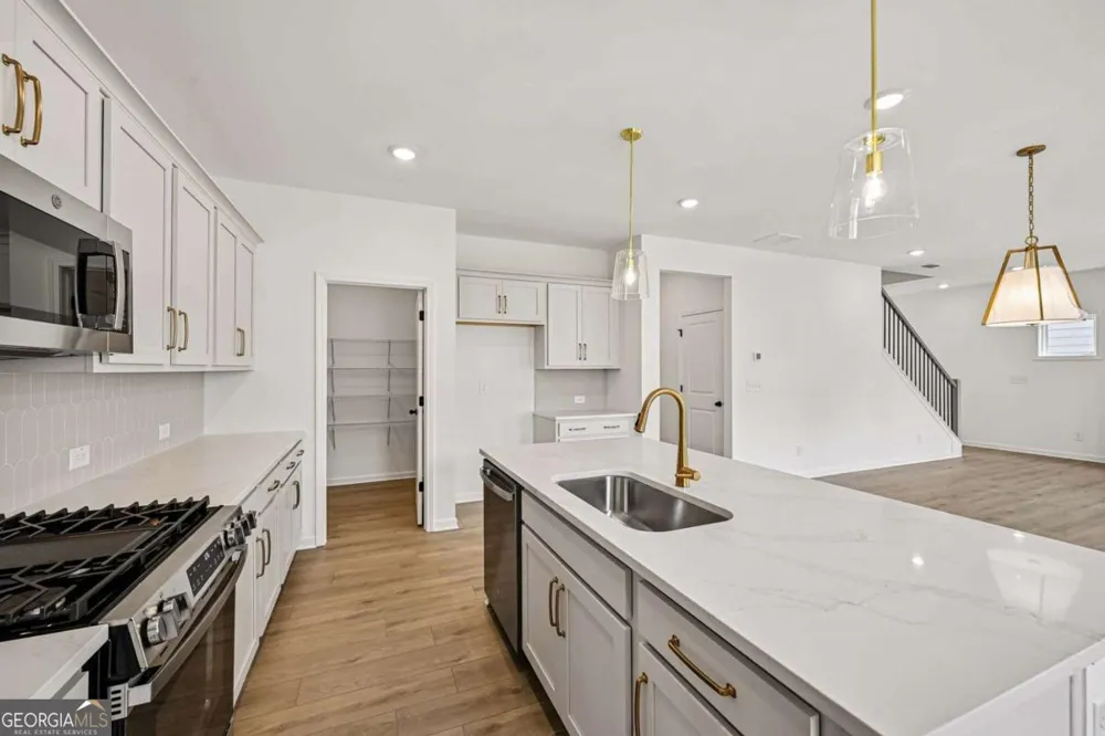 105 Candler TRCE Cartersville, GA 30120