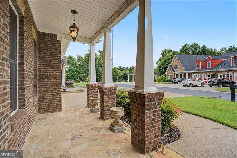 2327 Sandy Oaks DR Marietta, GA 30066