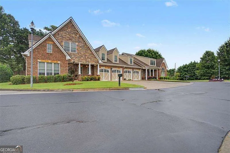 2327 Sandy Oaks DR Marietta, GA 30066