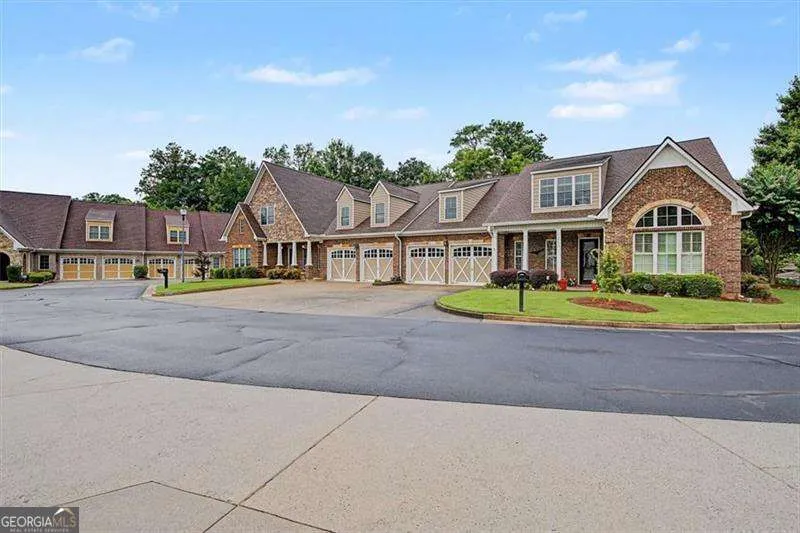 2327 Sandy Oaks DR Marietta, GA 30066
