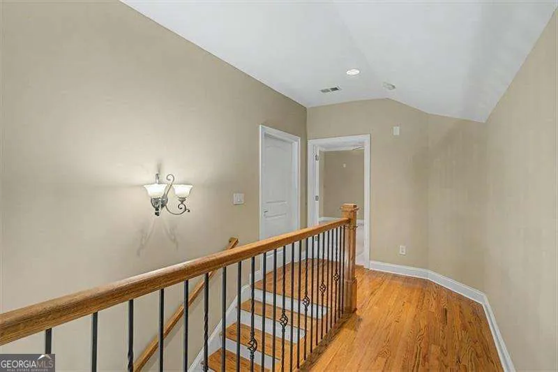 2327 Sandy Oaks DR Marietta, GA 30066
