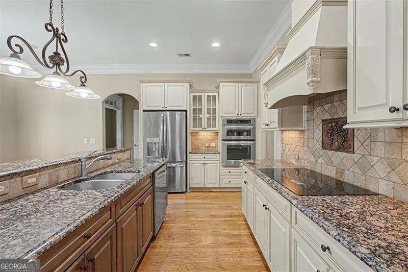 2327 Sandy Oaks DR Marietta, GA 30066