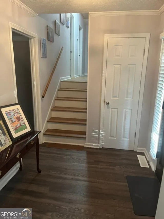 533 Breezy DR SW Marietta, GA 30064