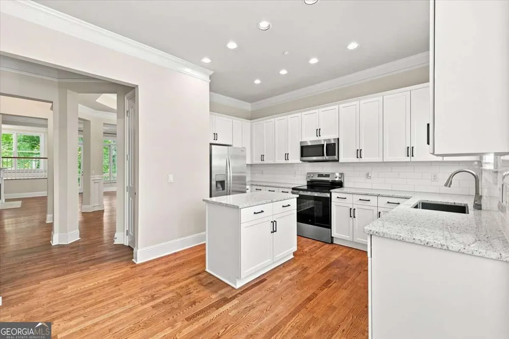 1017 Emory Parc PL Decatur, GA 30033