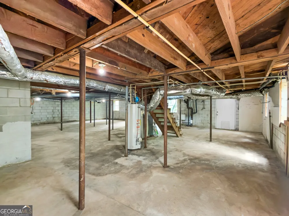 2794 Lake Harbin Dr RD Morrow, GA 30260