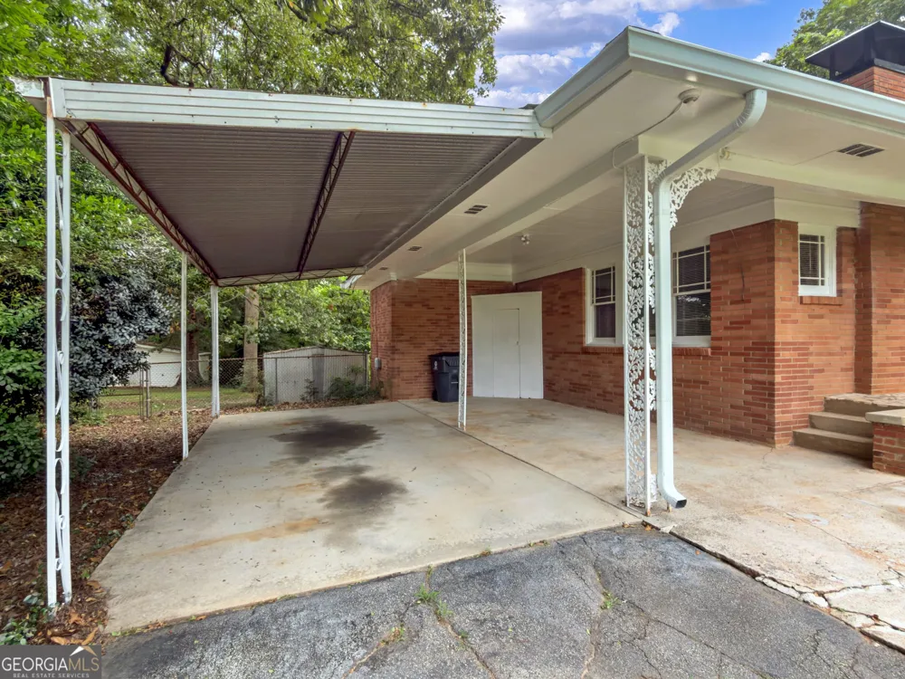 2794 Lake Harbin Dr RD Morrow, GA 30260
