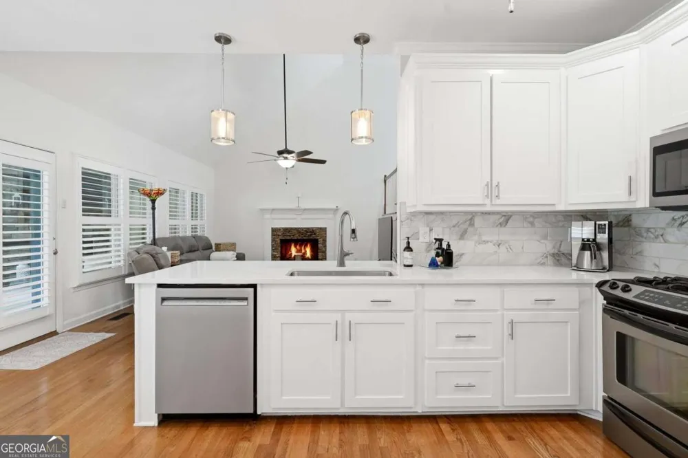 2045 Southers CIR Suwanee, GA 30024