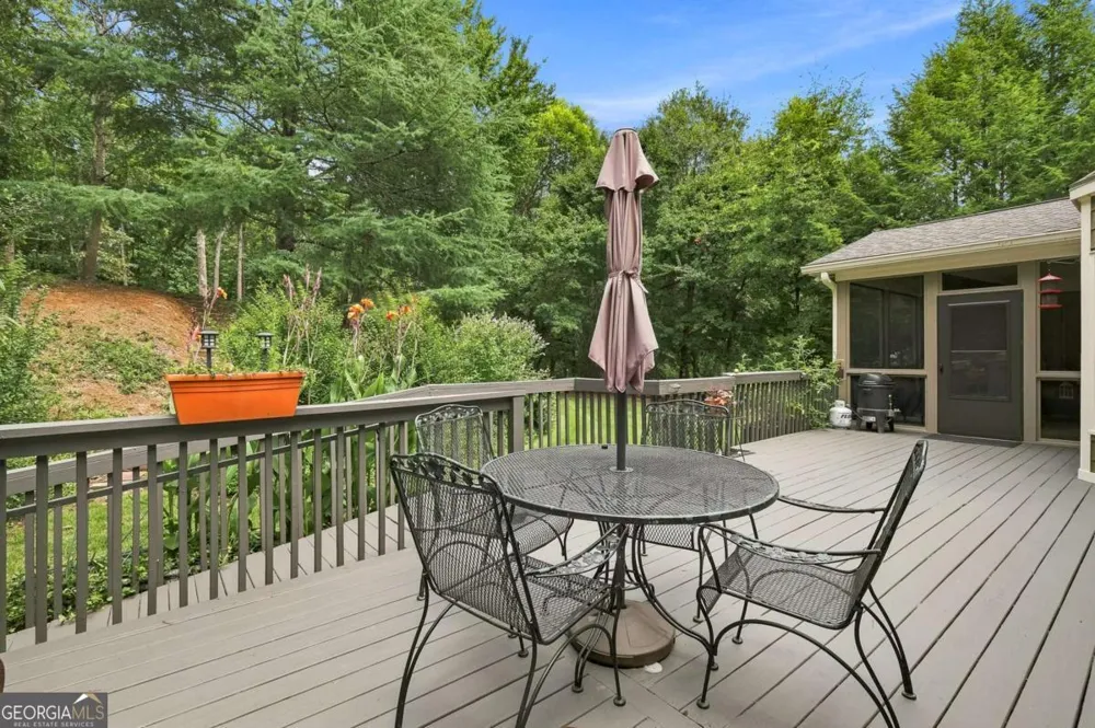 2045 Southers CIR Suwanee, GA 30024