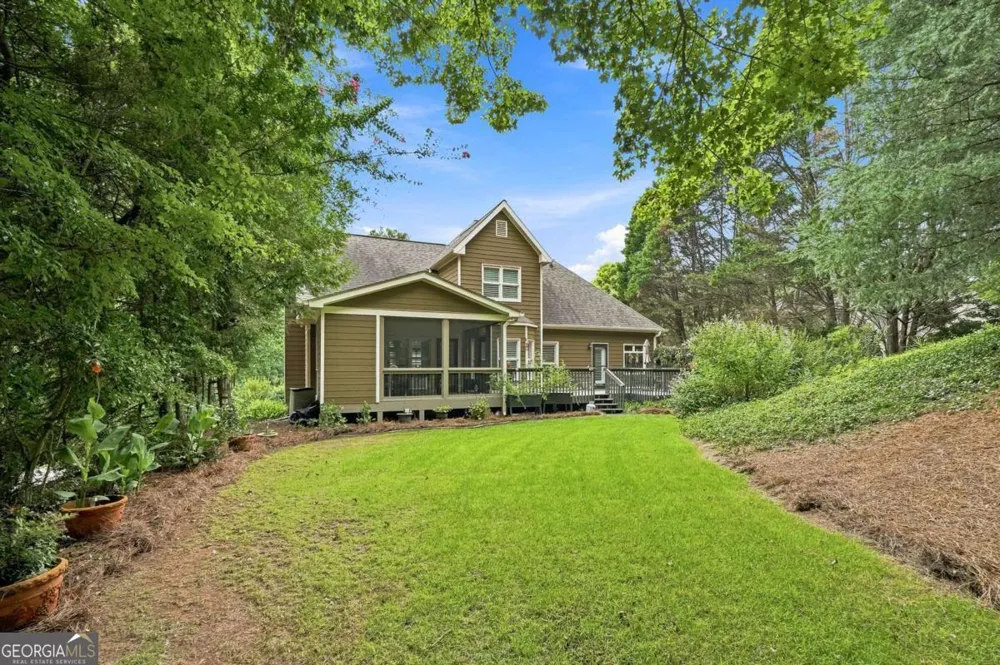 2045 Southers CIR Suwanee, GA 30024