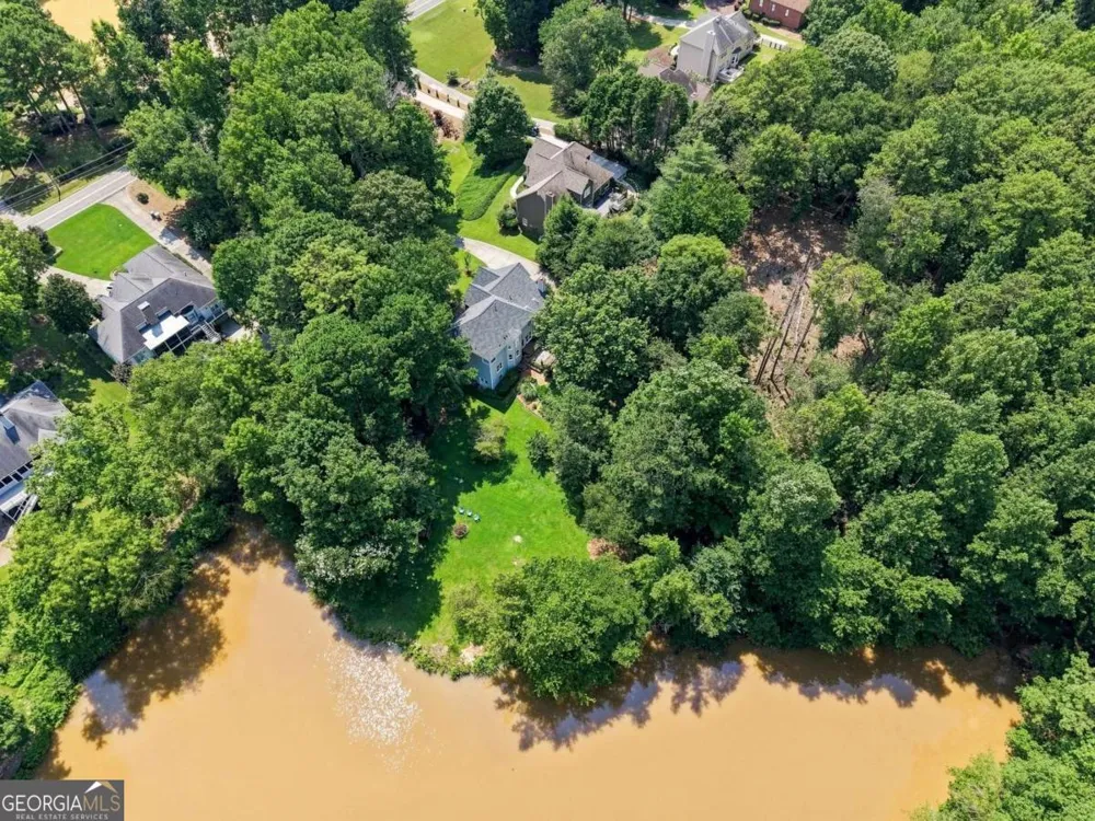 2045 Southers CIR Suwanee, GA 30024