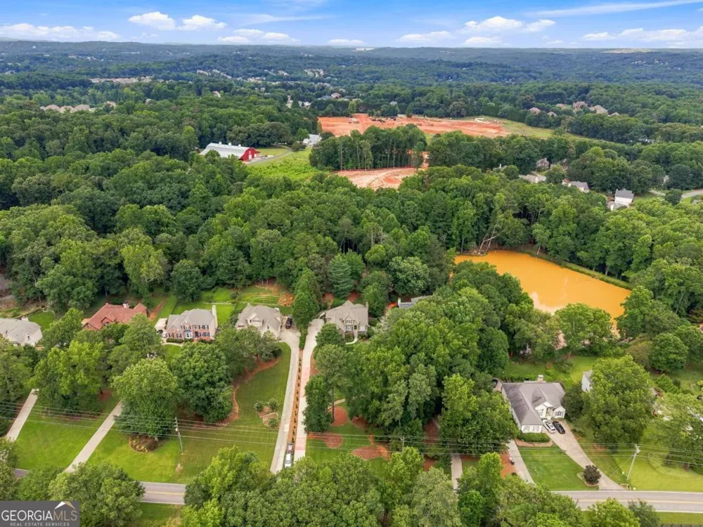 2045 Southers CIR Suwanee, GA 30024