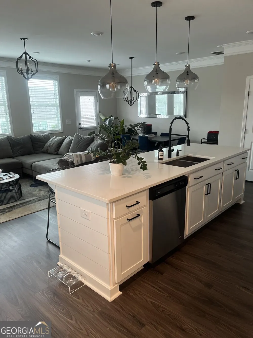 2956 Edgemont LN SW Marietta, GA 30008