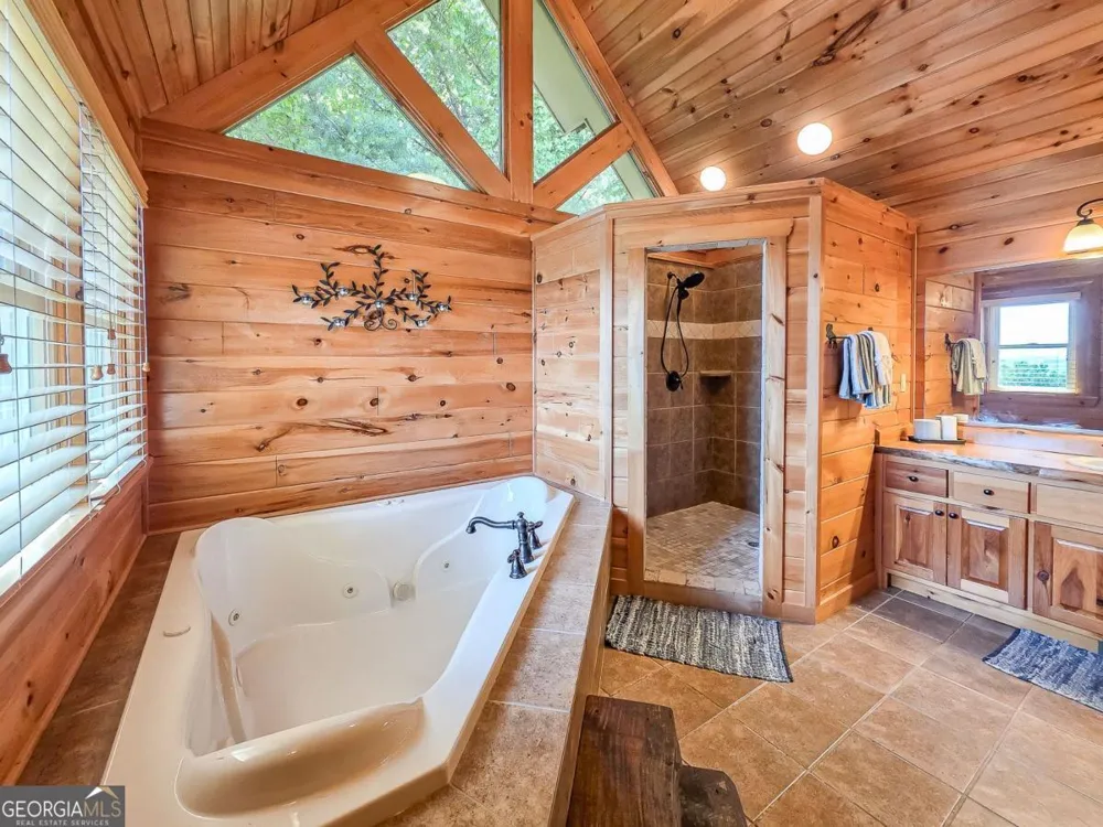 965 My Mountain RD Morganton, GA 30560