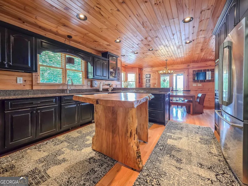 965 My Mountain RD Morganton, GA 30560