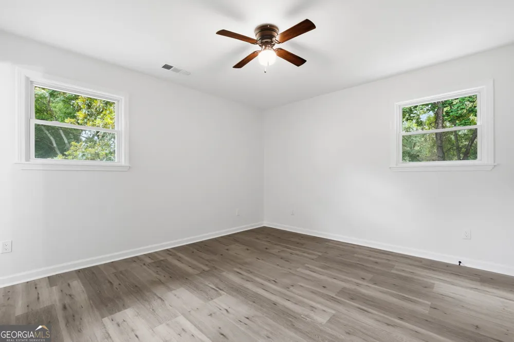 5827 Christopher LN Lithonia, GA 30058