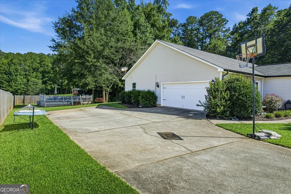 2214 S Walkers Mill RD Griffin, GA 30224