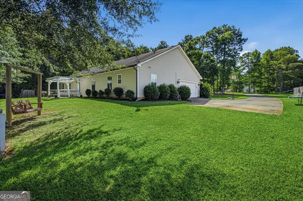 2214 S Walkers Mill RD Griffin, GA 30224