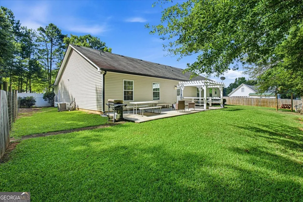 2214 S Walkers Mill RD Griffin, GA 30224