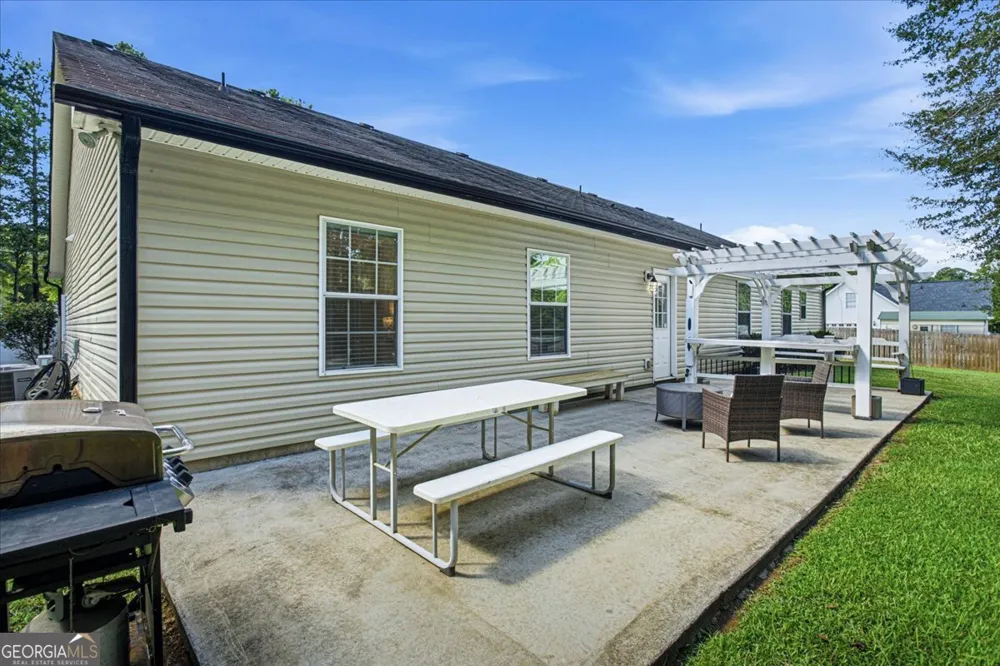 2214 S Walkers Mill RD Griffin, GA 30224
